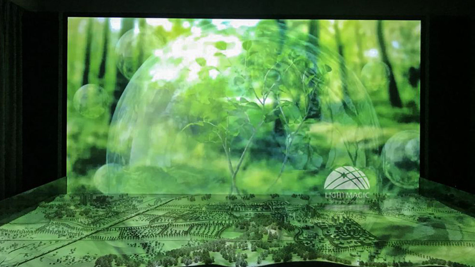 沉浸式折幕沙盘